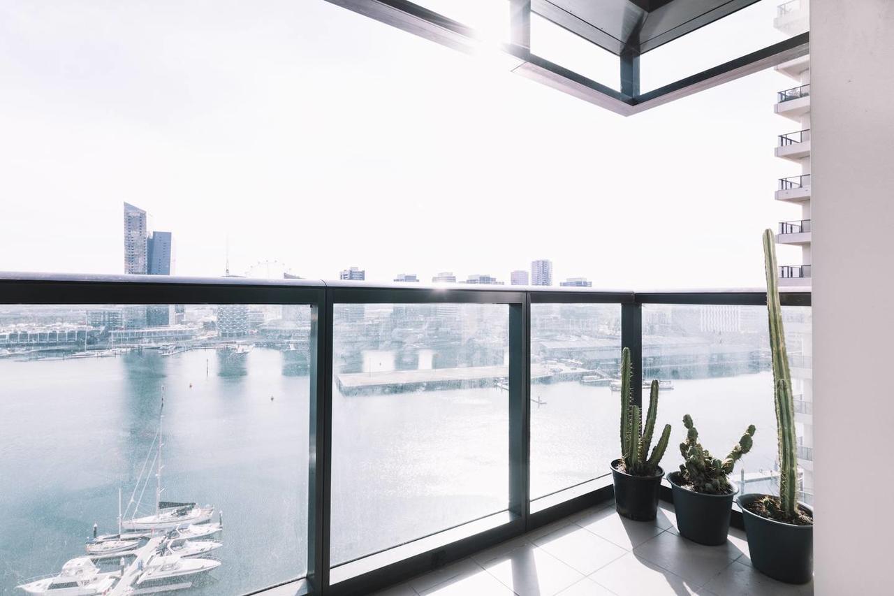 Apartamento Experience Waterfront Luxury With Views Melburne Exterior foto